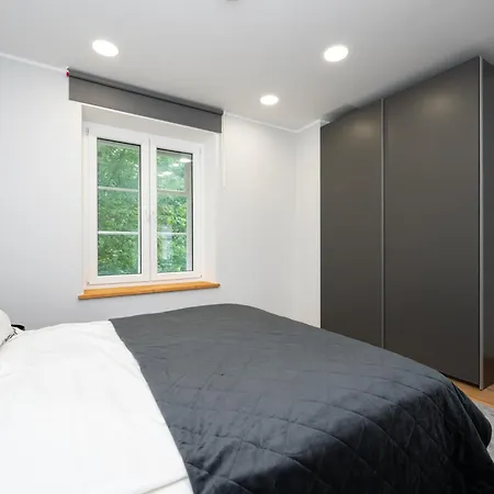 Brand New Kalma Tallin